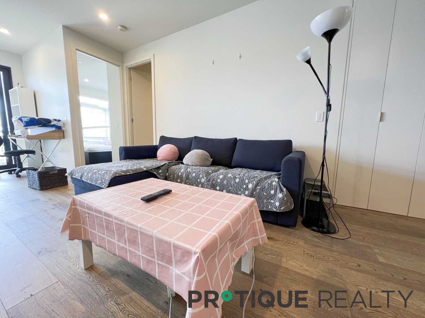 2 bedrooms Apartment / Unit / Flat in 211/112 Mimosa Road CARNEGIE VIC, 3163