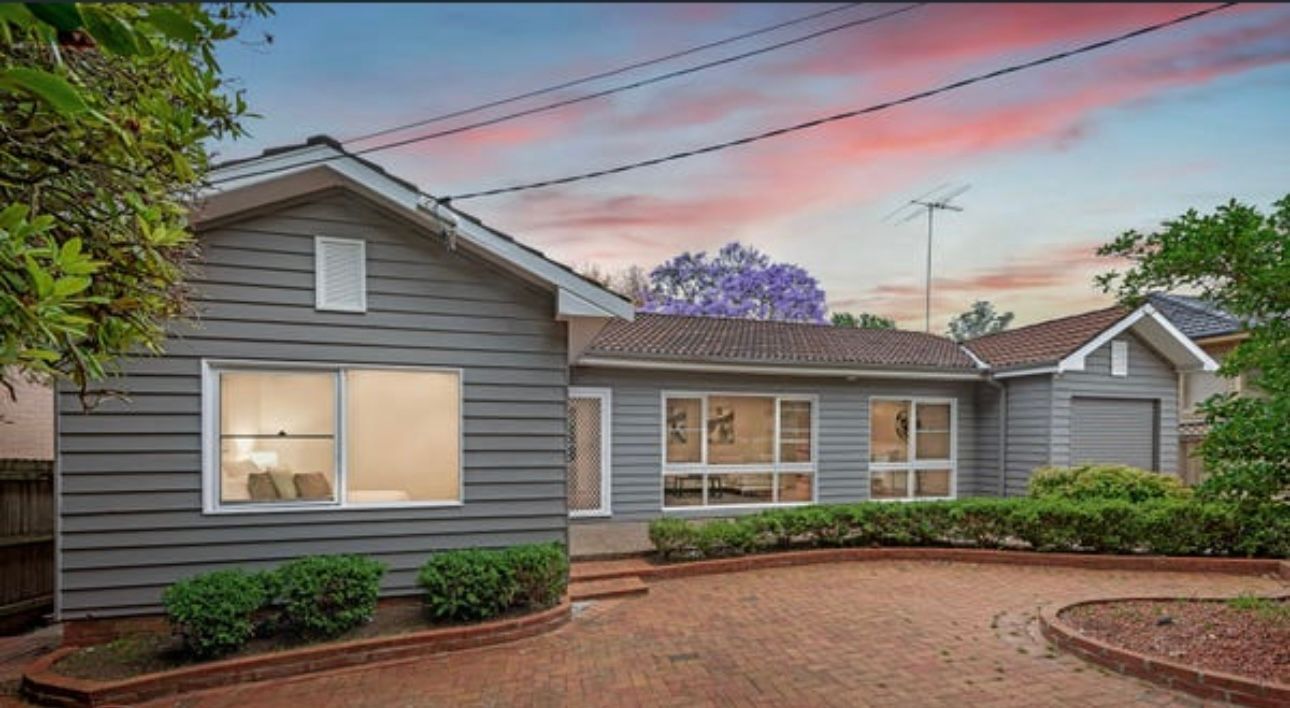 4 bedrooms House in 44 PARSONAGE ROAD CASTLE HILL NSW, 2154