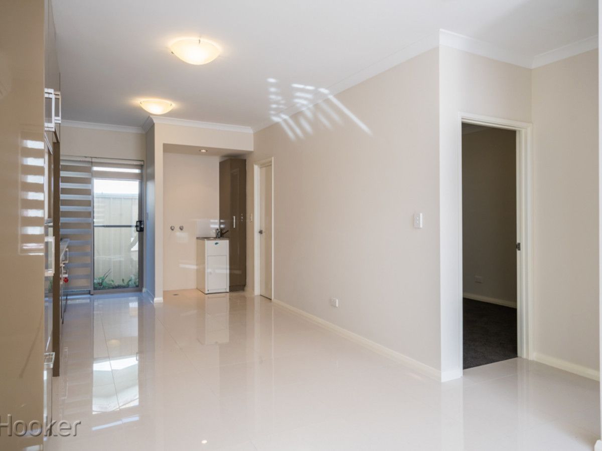 2/9 Henry Street, East Cannington WA 6107 Apartment For Rent Domain