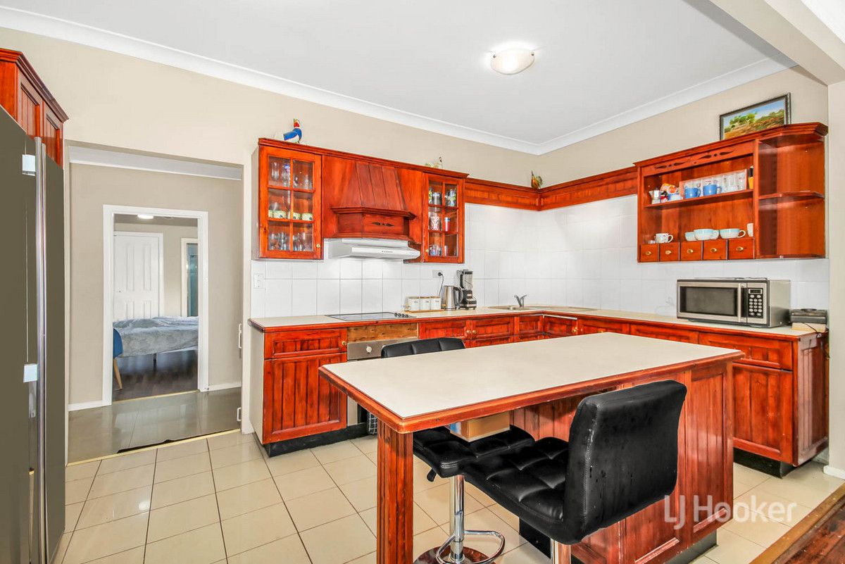 4 Dina Beth Avenue, Blacktown NSW 2148, Image 2