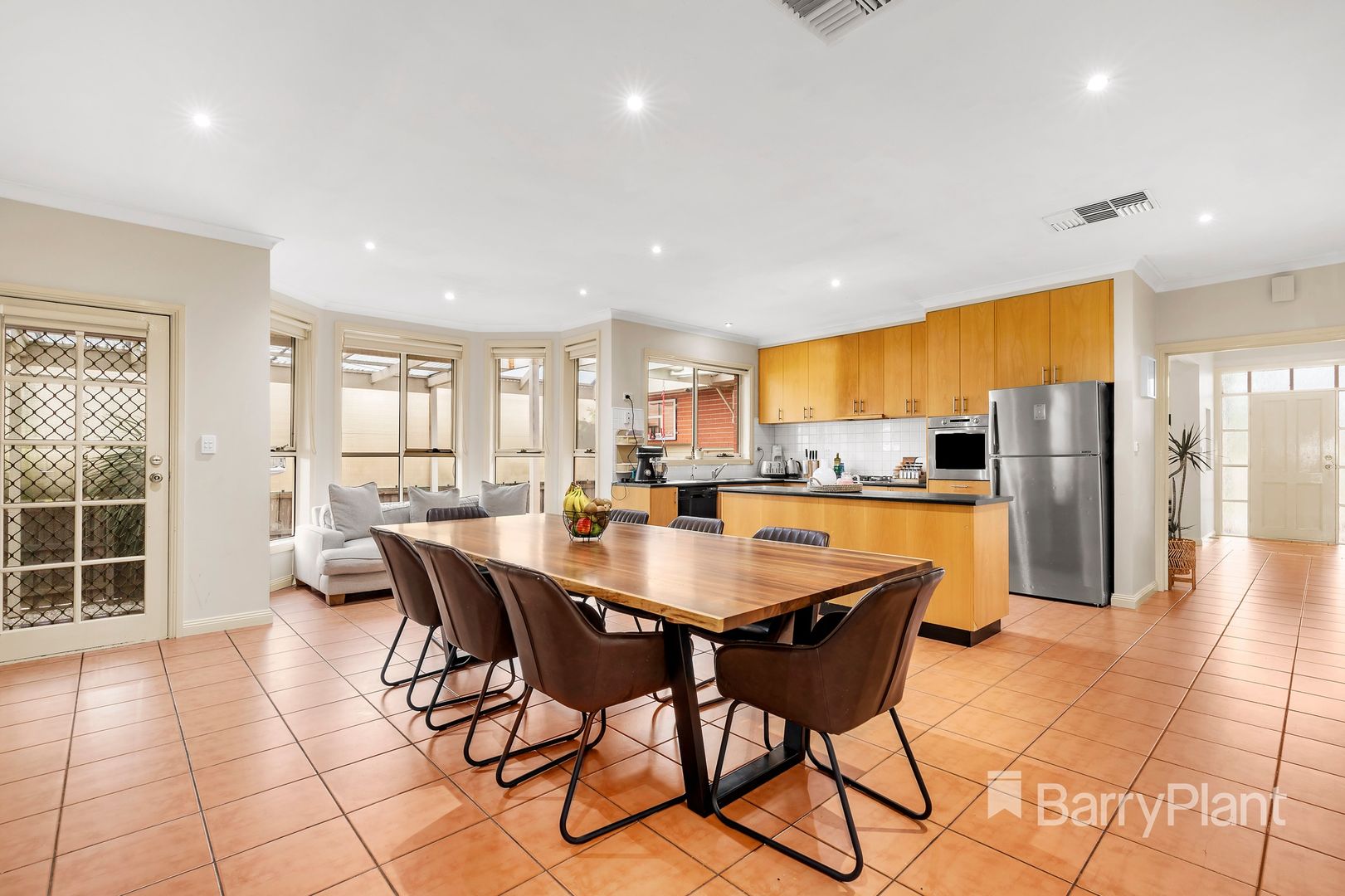 3 Boyd Place, Mill Park VIC 3082, Image 2