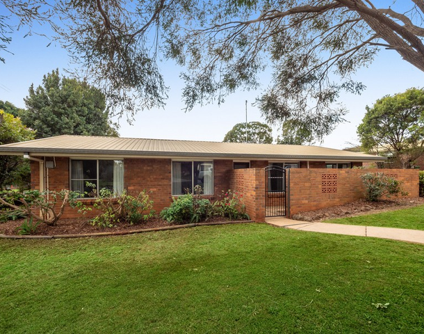 19 Pine Court, Rangeville QLD 4350