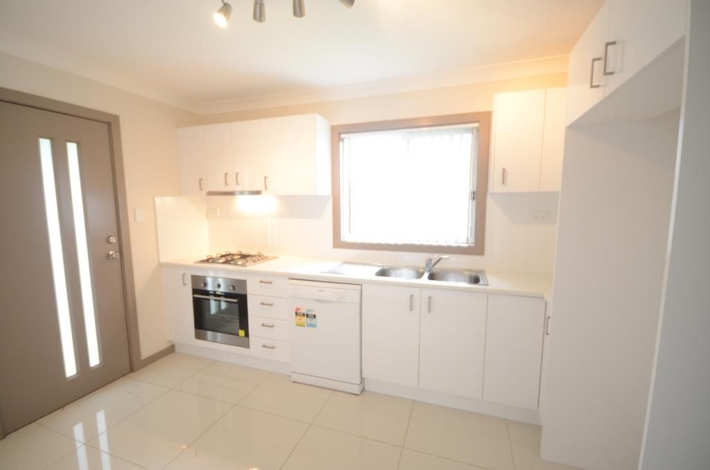 2 bedrooms House in 6A Futura Place TOONGABBIE NSW, 2146