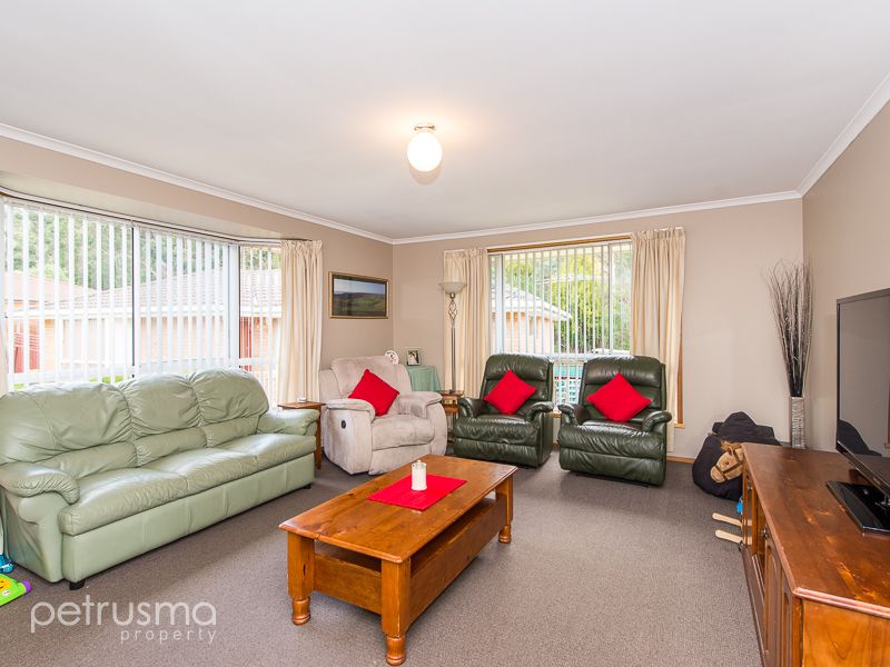 1/133 Pitcairn Street, MONTROSE TAS 7010, Image 1