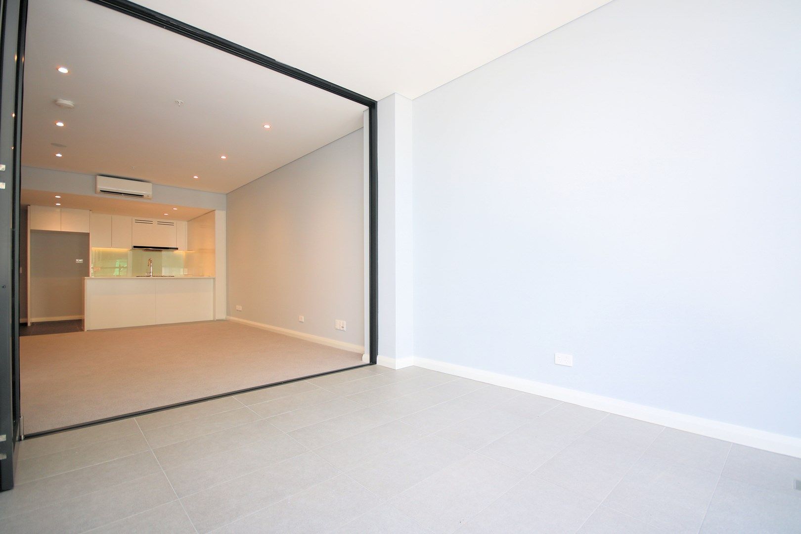 5** / 5 Wentworth Place, Wentworth Point NSW 2127, Image 1