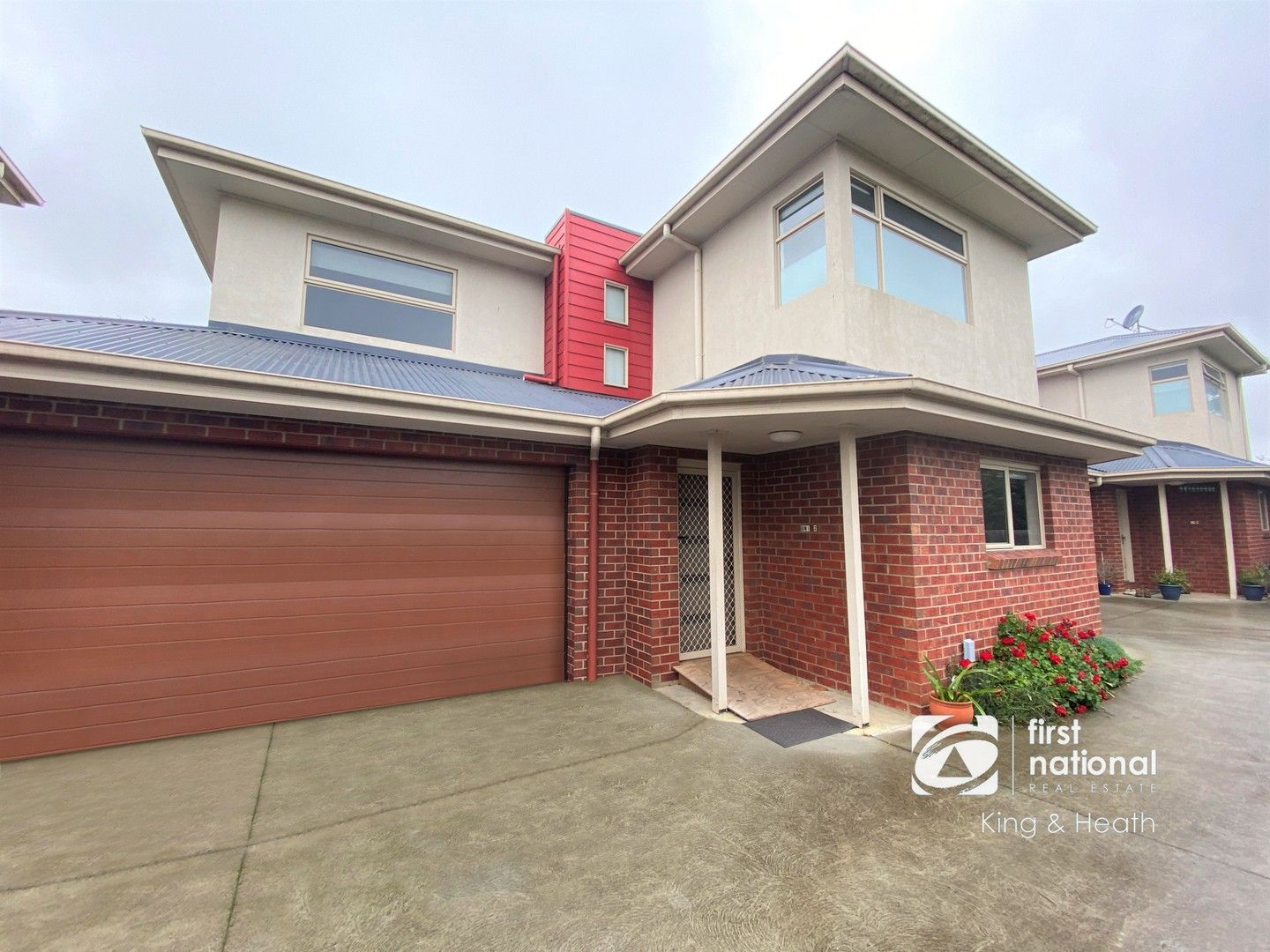 2/17 Dahlsen Crescent, Bairnsdale VIC 3875, Image 0