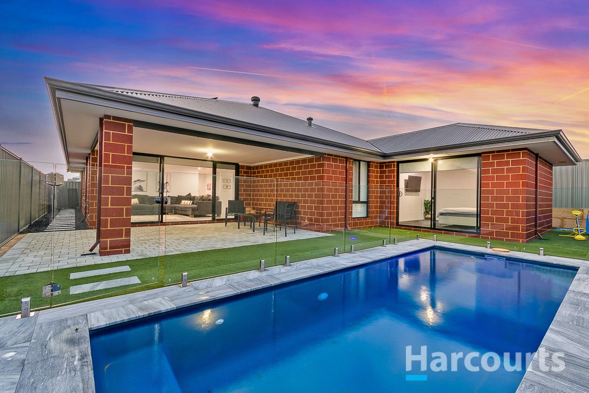 4 bedrooms House in 160 Myrlea Trail ALKIMOS WA, 6038