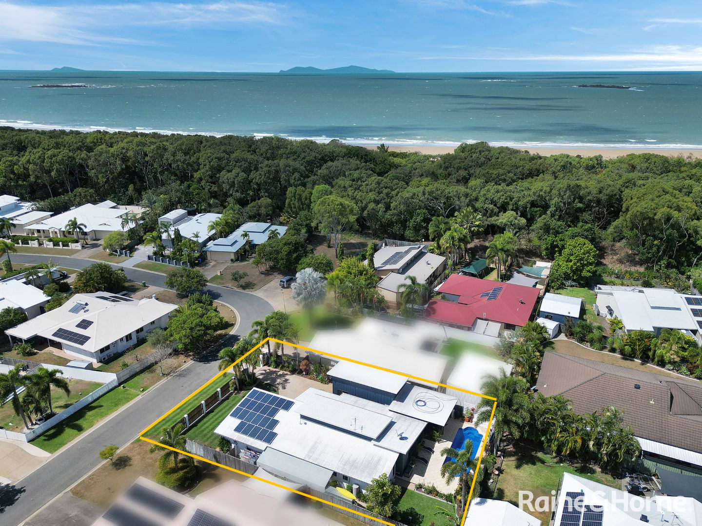 24 Starboard Circuit, Shoal Point QLD 4750, Image 0
