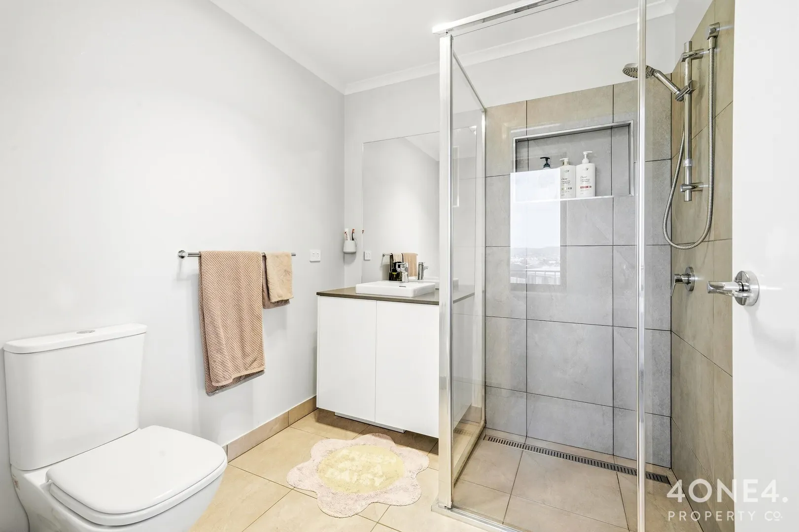 Charming Glenorchy Gem: A Real Catch! - More