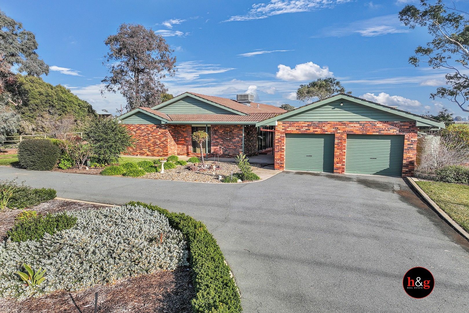 4 bedrooms Rural in 1704 McEwen Road KYABRAM VIC, 3620