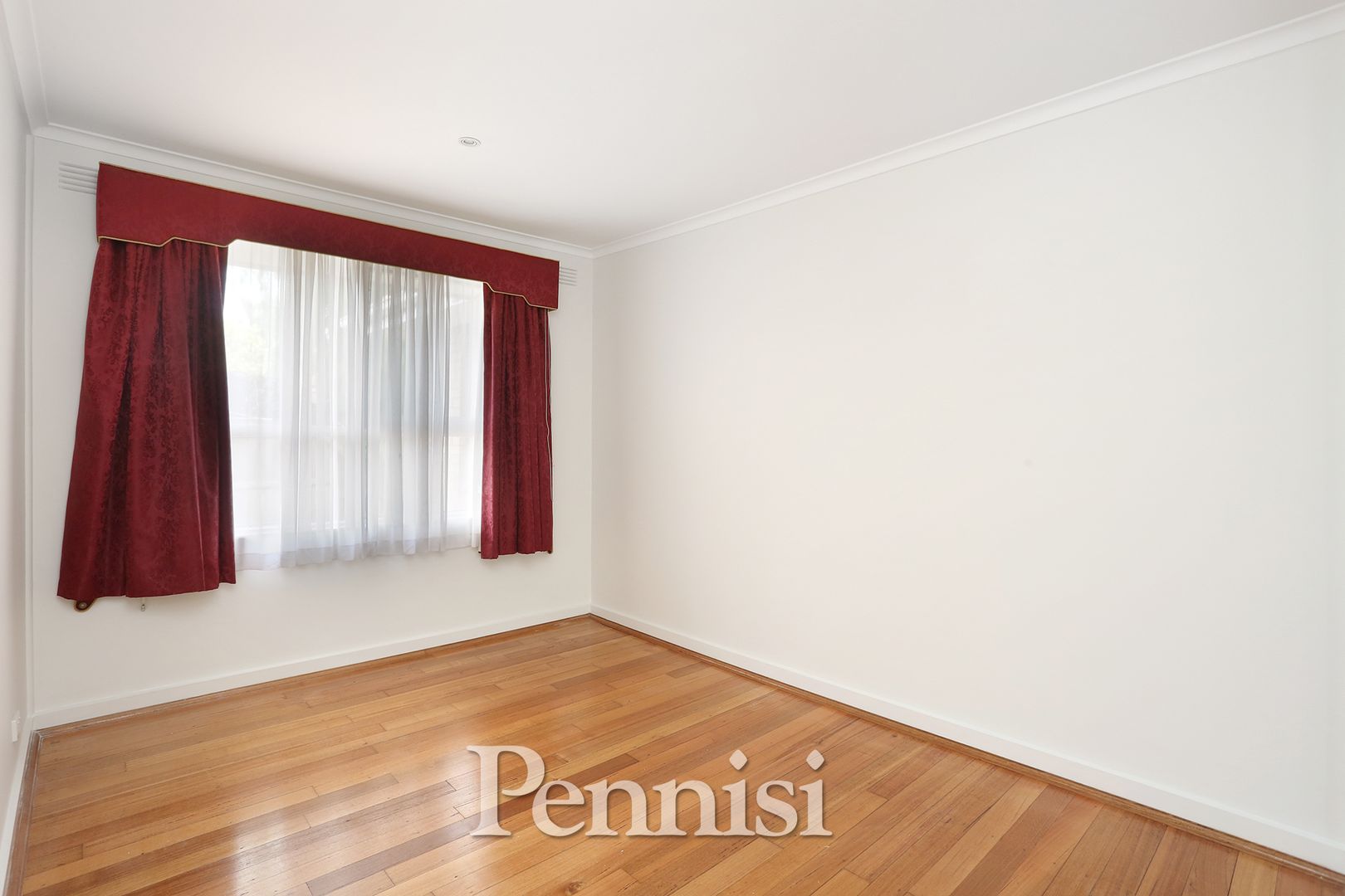 5 16 Vanberg Road Essendon Vic 3040 Apartment For Rent