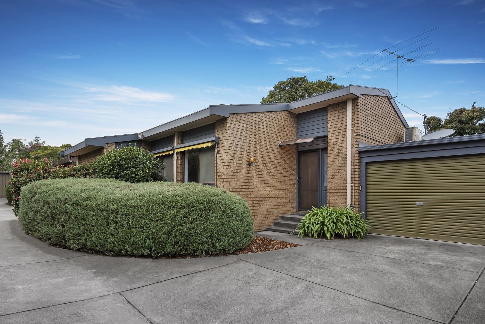 2/5 Cherryhinton Street, Box Hill VIC 3128, Image 0