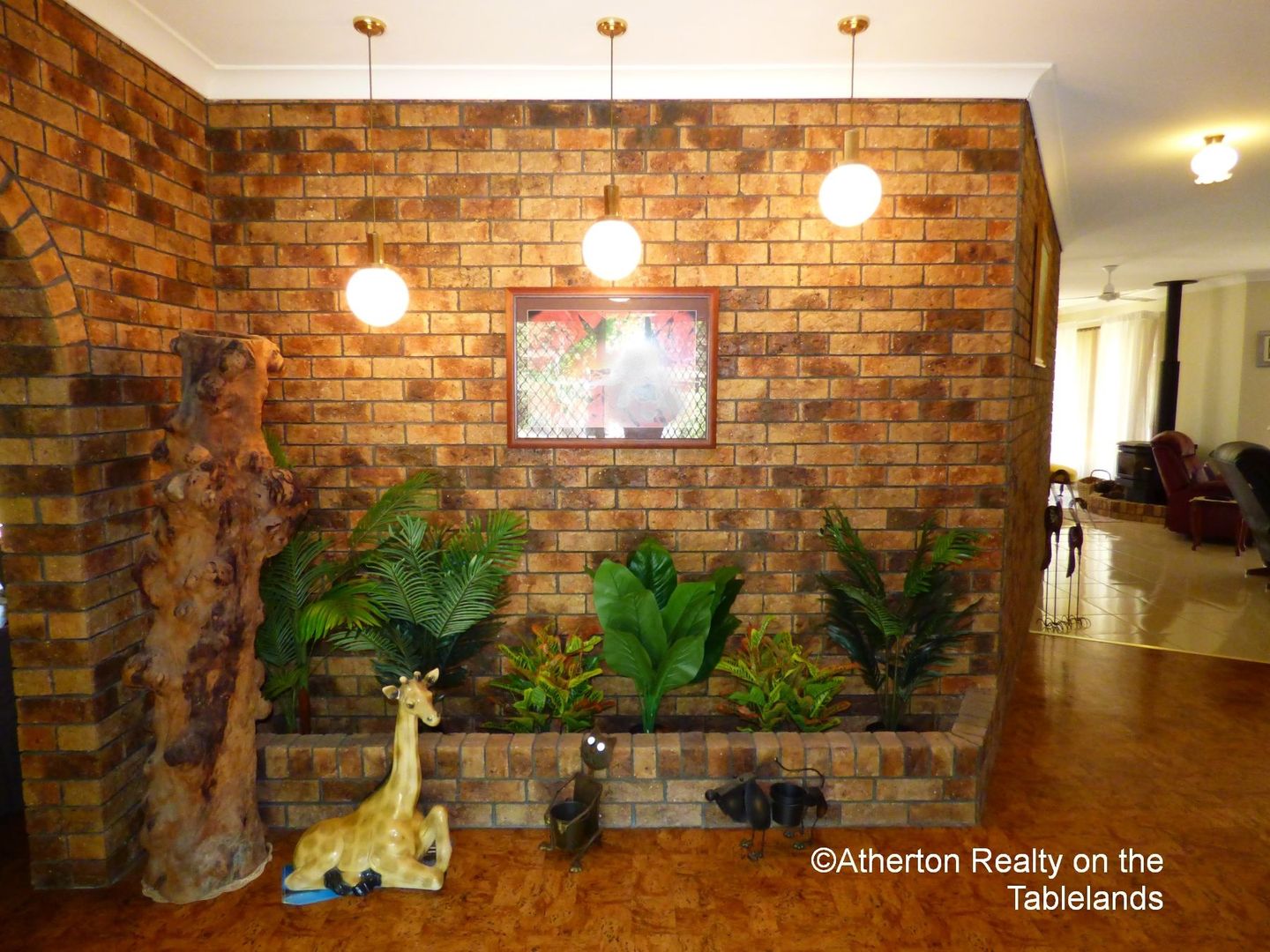 18-20 Lakeside Drive, Tinaroo QLD 4872, Image 2