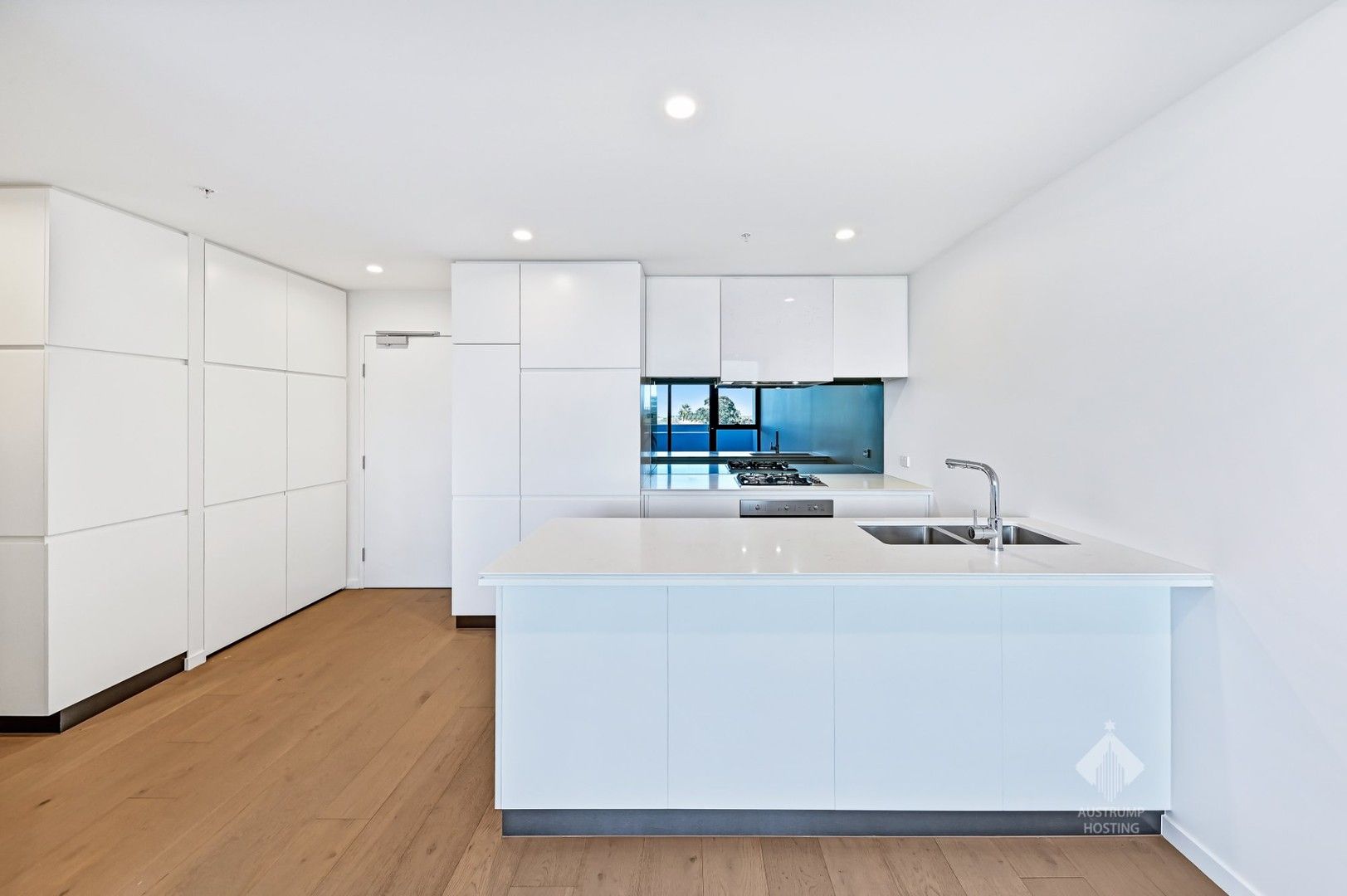 2 bedrooms Apartment / Unit / Flat in 305/2 Dalgety Street OAKLEIGH VIC, 3166