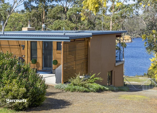 7 Sandrock Loop, Abels Bay TAS 7112