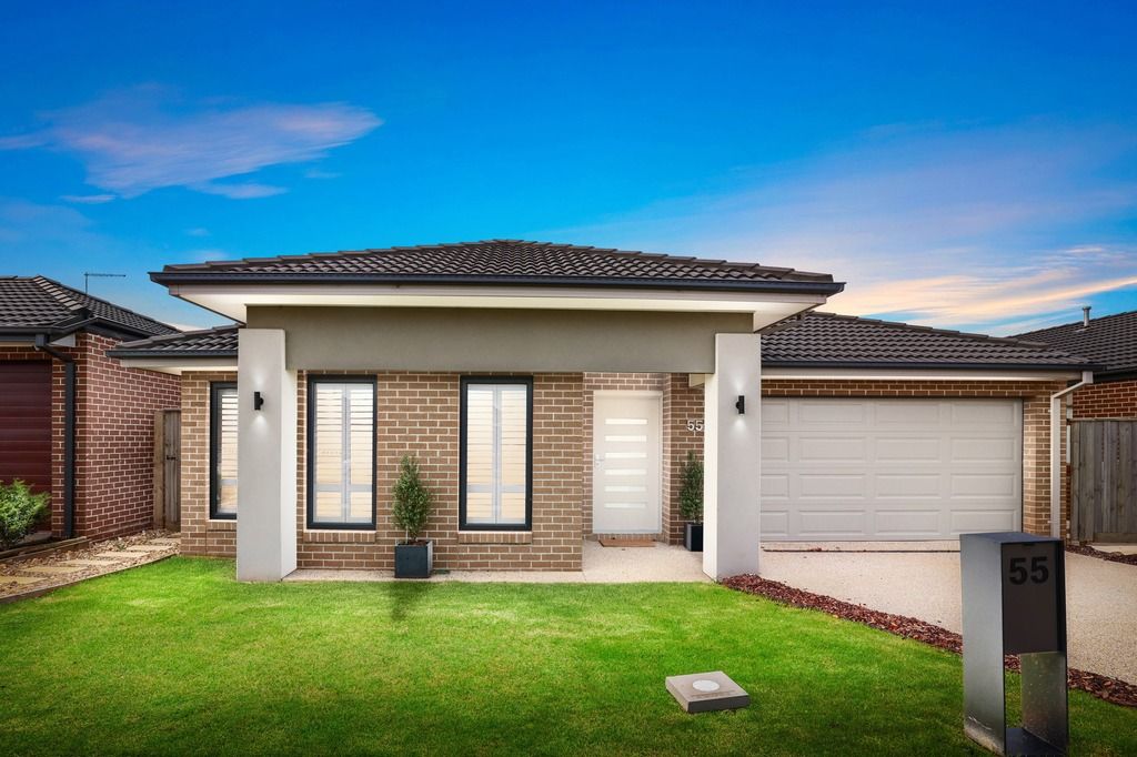 4 bedrooms House in 55 Dajarra Avenue WYNDHAM VALE VIC, 3024