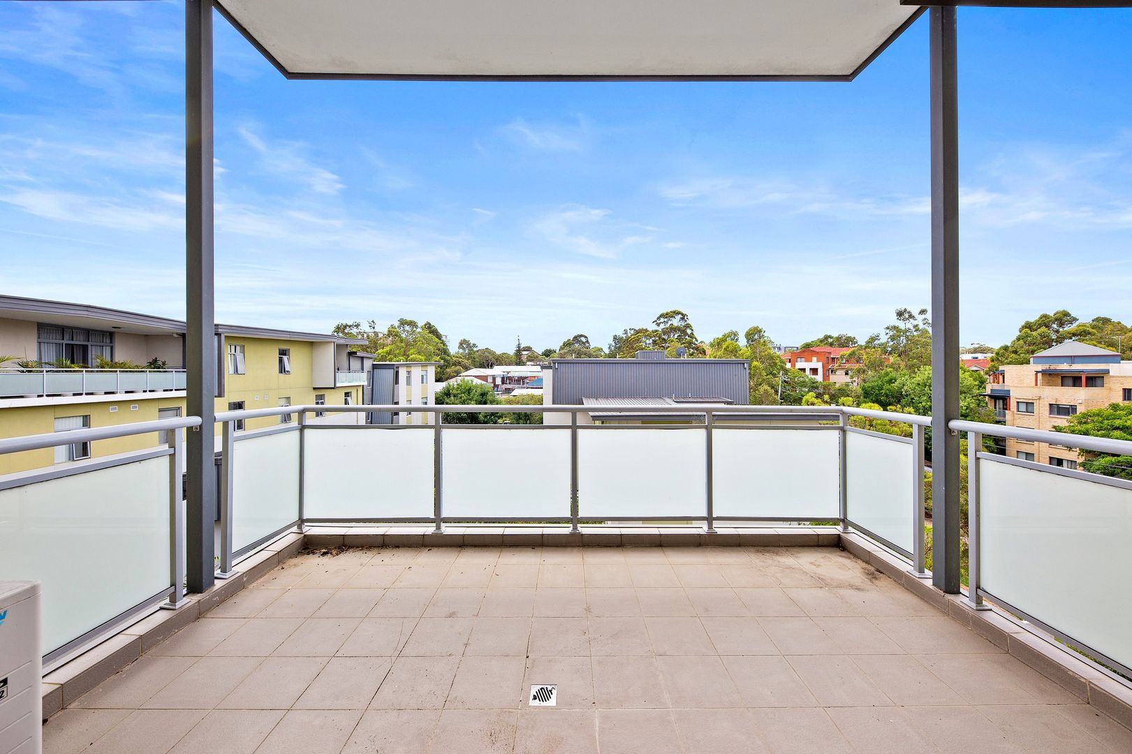 501/53 Merton Street, Sutherland NSW 2232, Image 2