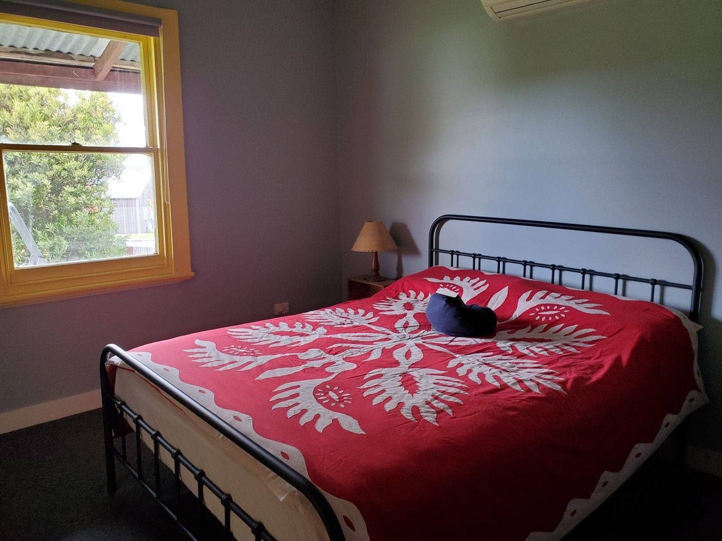 2 bedrooms House in 35 Gardiners Creek Road ST MARYS TAS, 7215