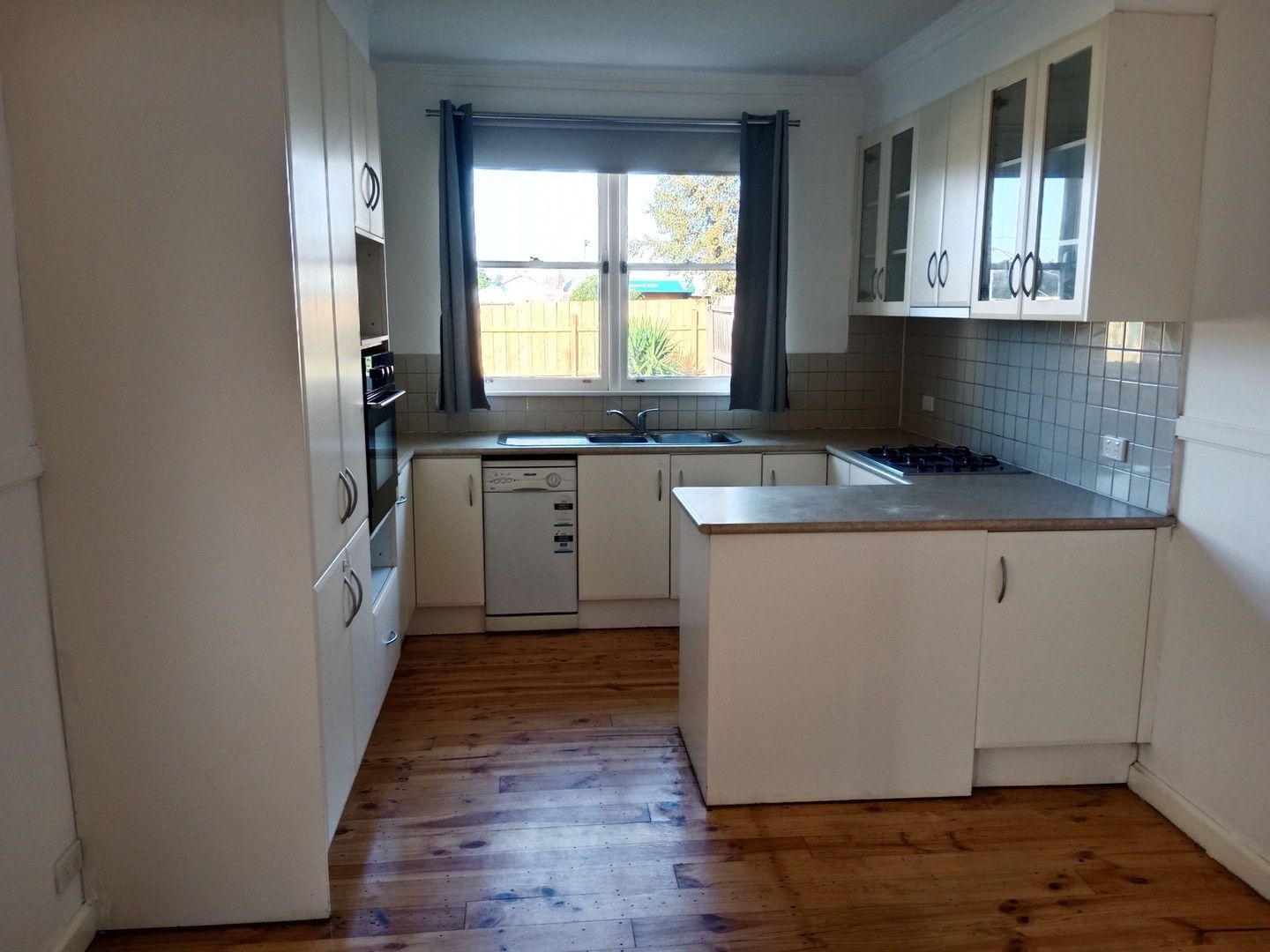 3 bedrooms House in 8 Stubbs Avenue NORTH GEELONG VIC, 3215