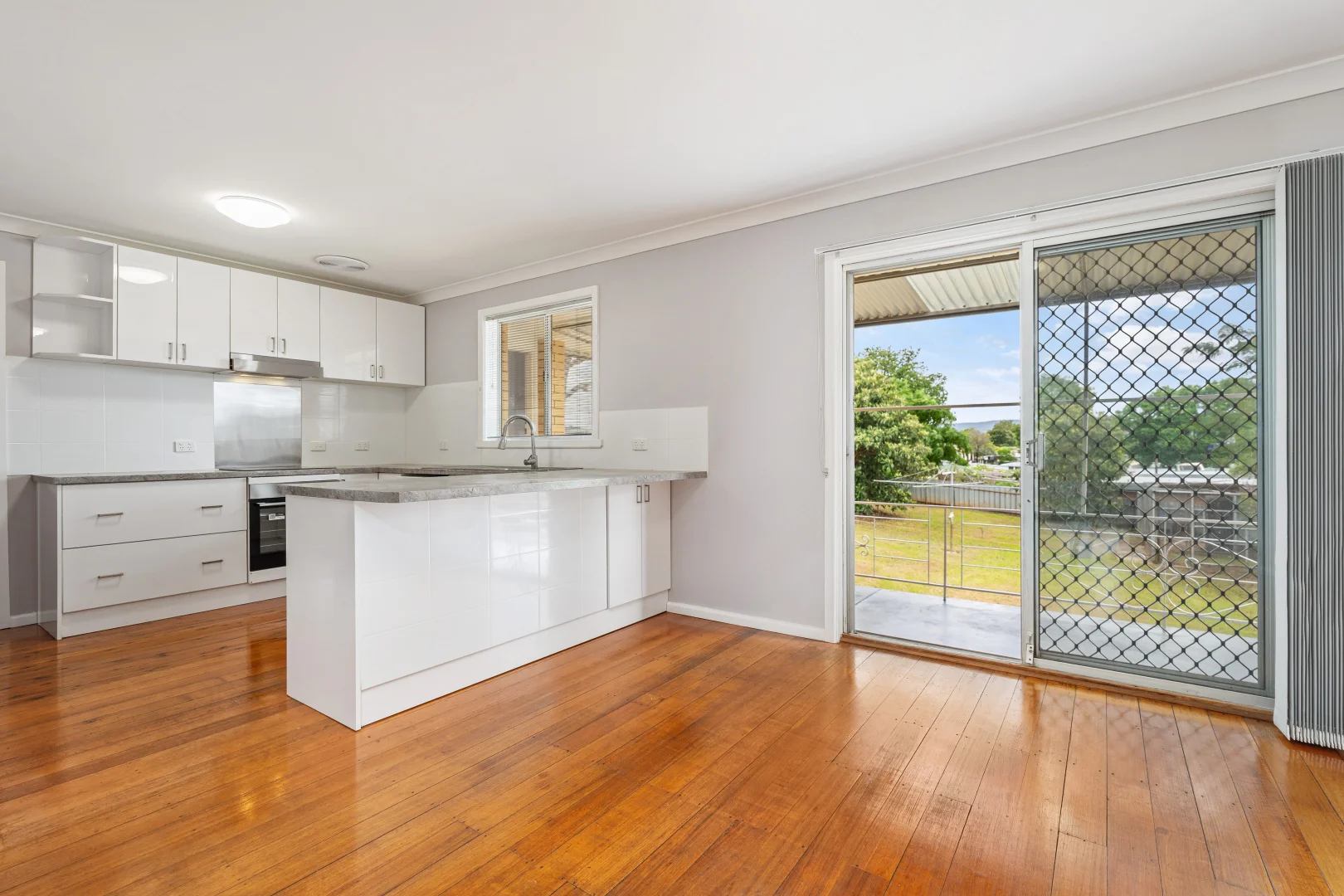 Additional image 7 of 423 Pine Avenue, Lavington NSW 2641
