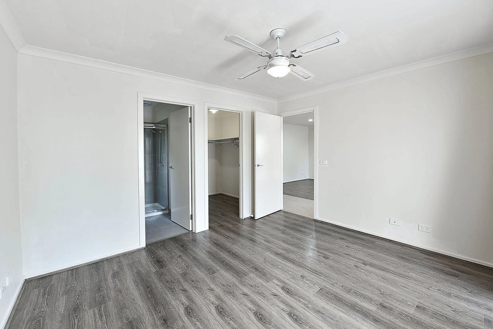 Additional image 4 of 14 St Mellion Close, Sunbury VIC 3429