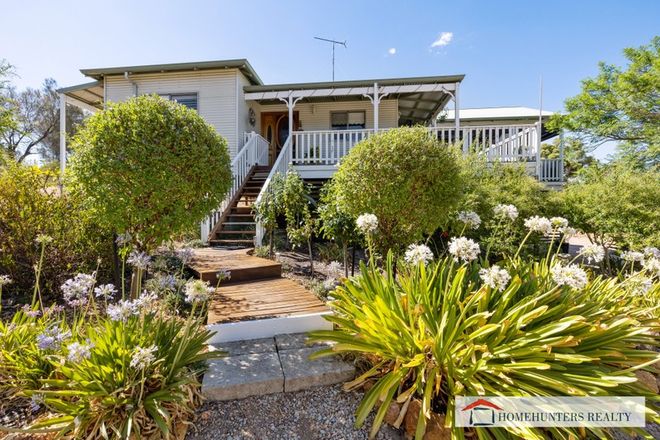 Picture of 28 Roberts Vale, HODDYS WELL WA 6566
