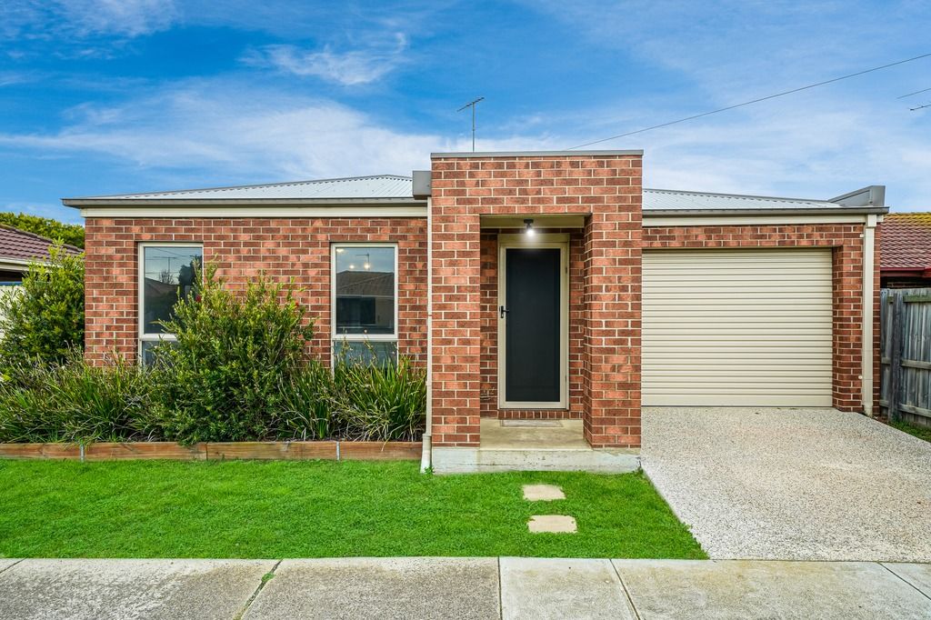 2 bedrooms House in 5 Burdoo Drive GROVEDALE VIC, 3216