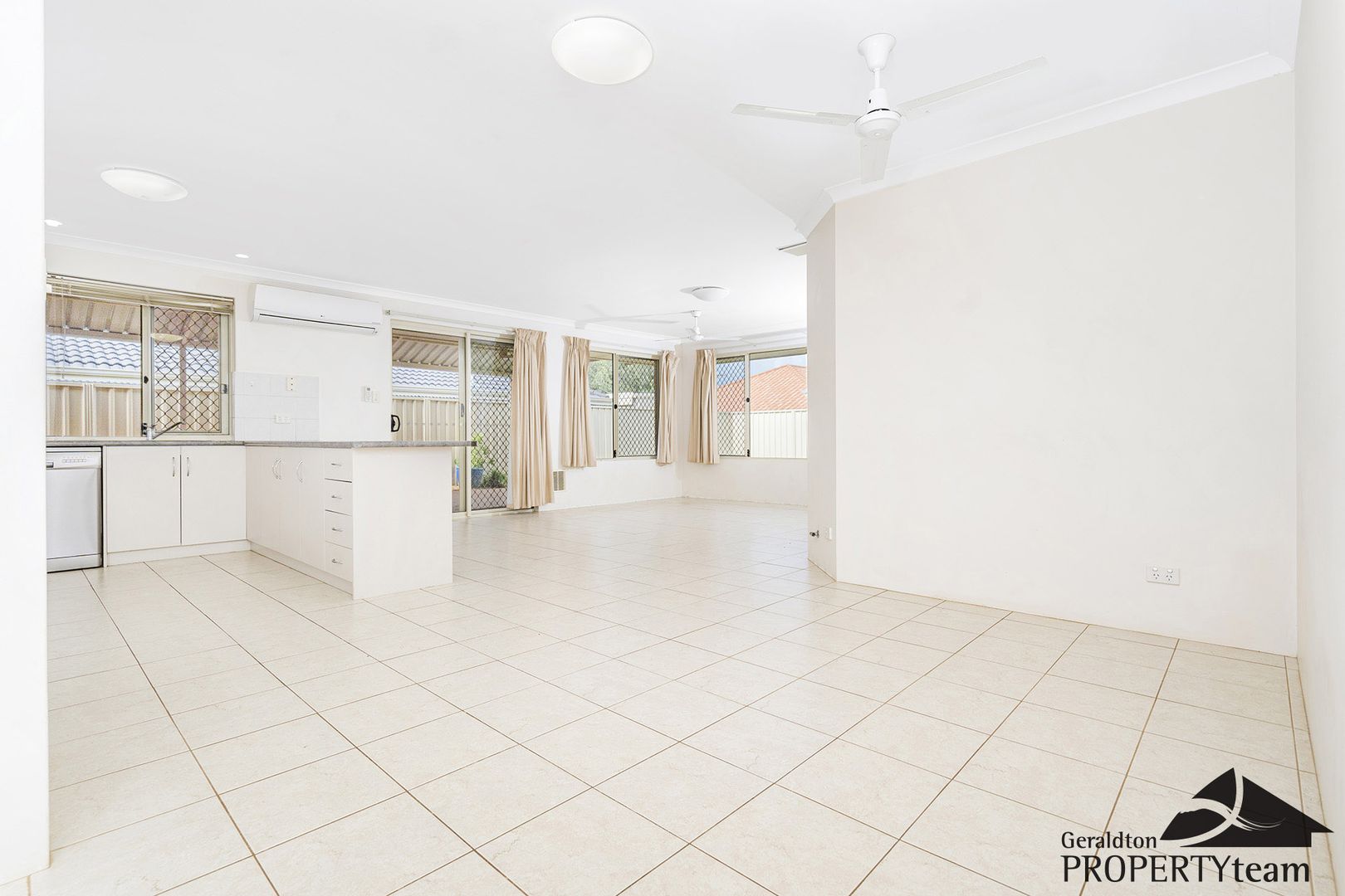 24 Moorings Loop, Sunset Beach WA 6530, Image 2