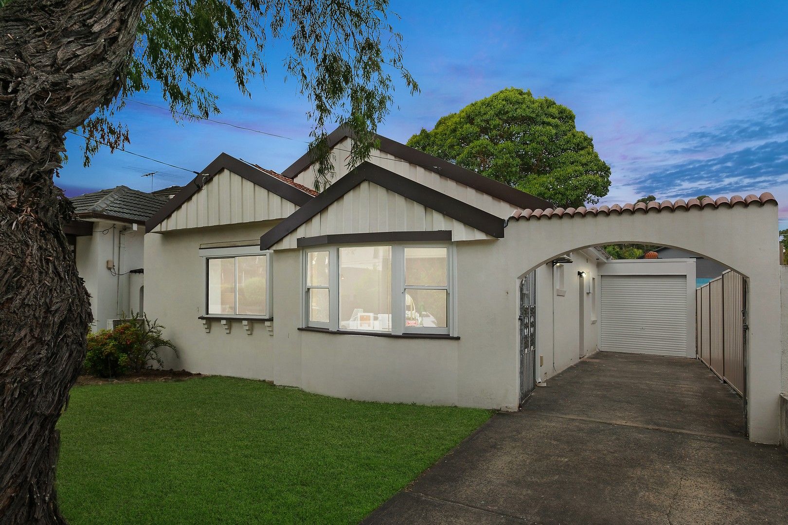 3 bedrooms House in 24 Nelson Road EARLWOOD NSW, 2206