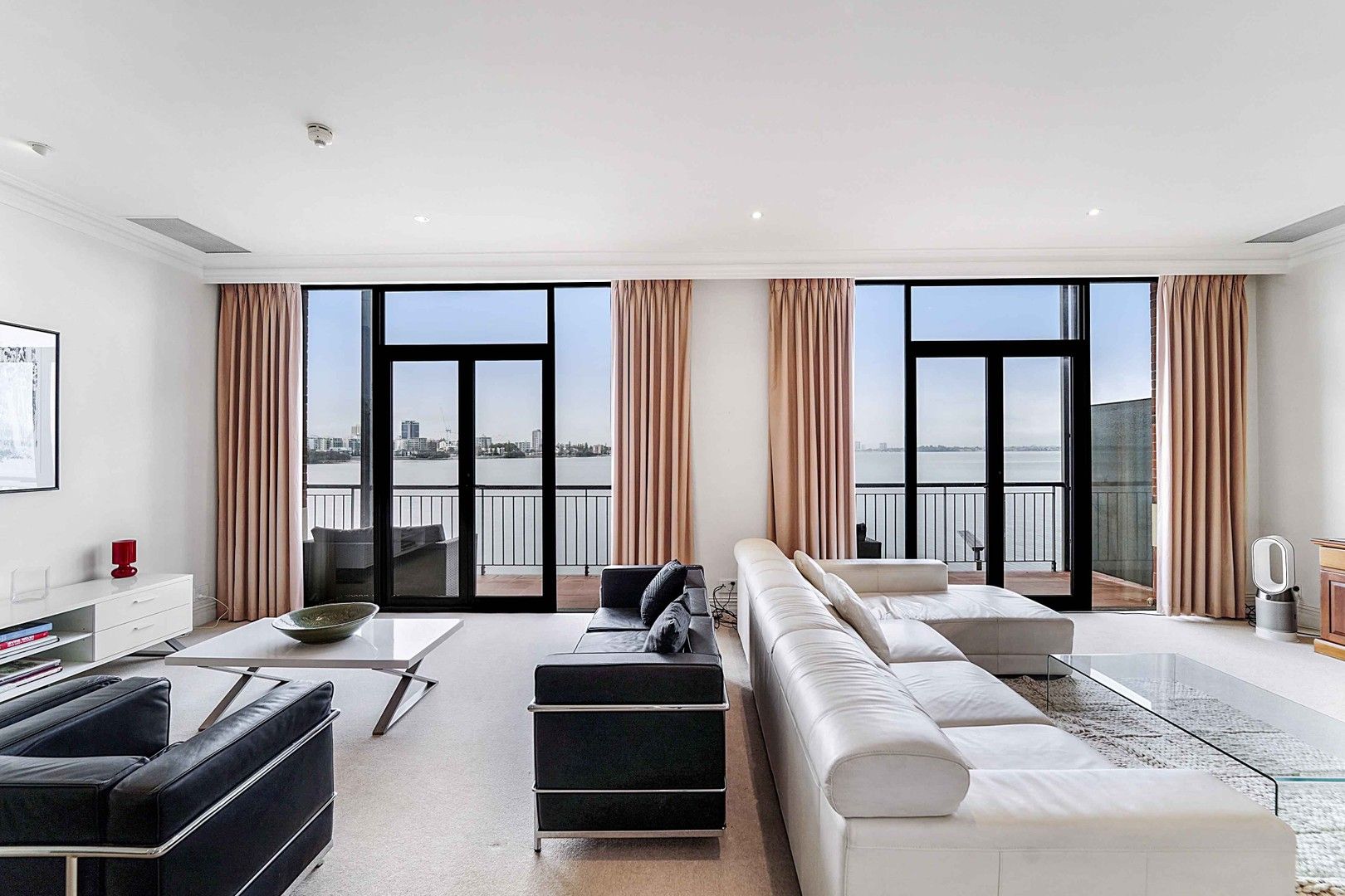3 bedrooms Apartment / Unit / Flat in 103/171 Mounts Bay Road PERTH WA, 6000