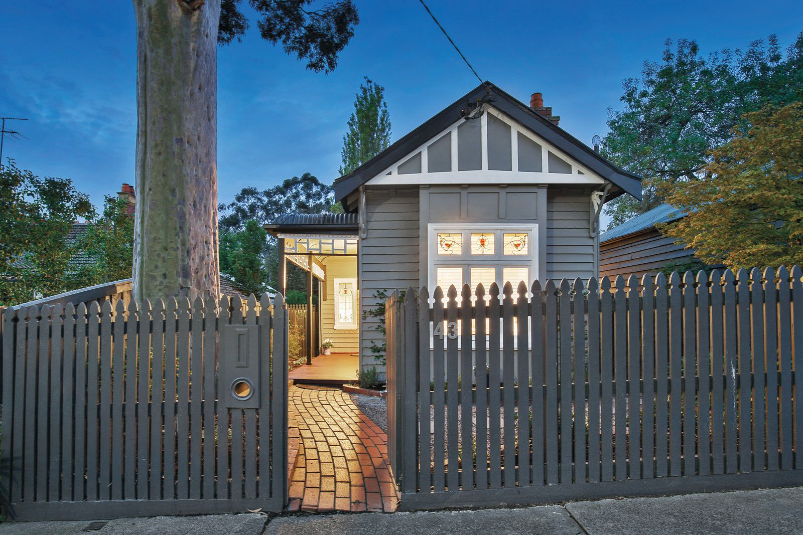 43 Matlock Street, Canterbury Property History & Address Research