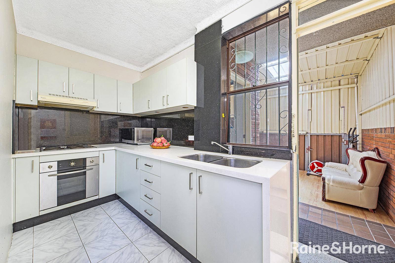 15/96-100 Longfield Street, Cabramatta NSW 2166, Image 2