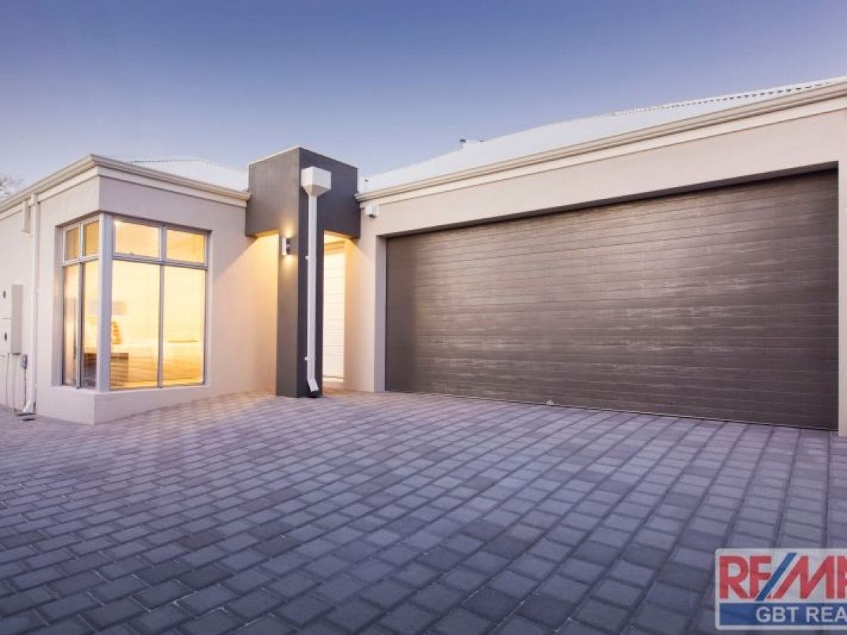 3 bedrooms Villa in 7B Apara Way NOLLAMARA WA, 6061