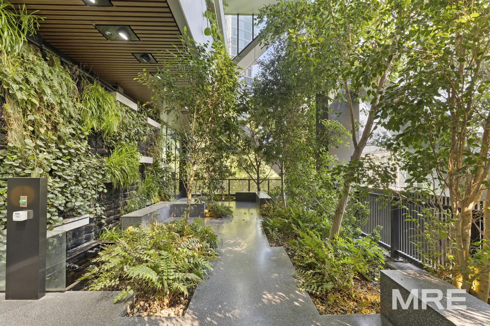 Additional image 15 of 2205/318 Queen Street, Melbourne VIC 3000