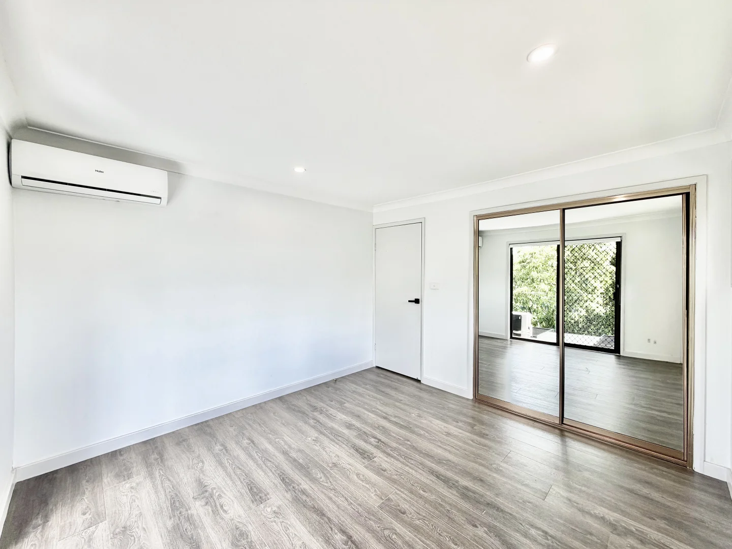 Additional image 7 of 21 Peridot Cl, Eagle Vale NSW 2558