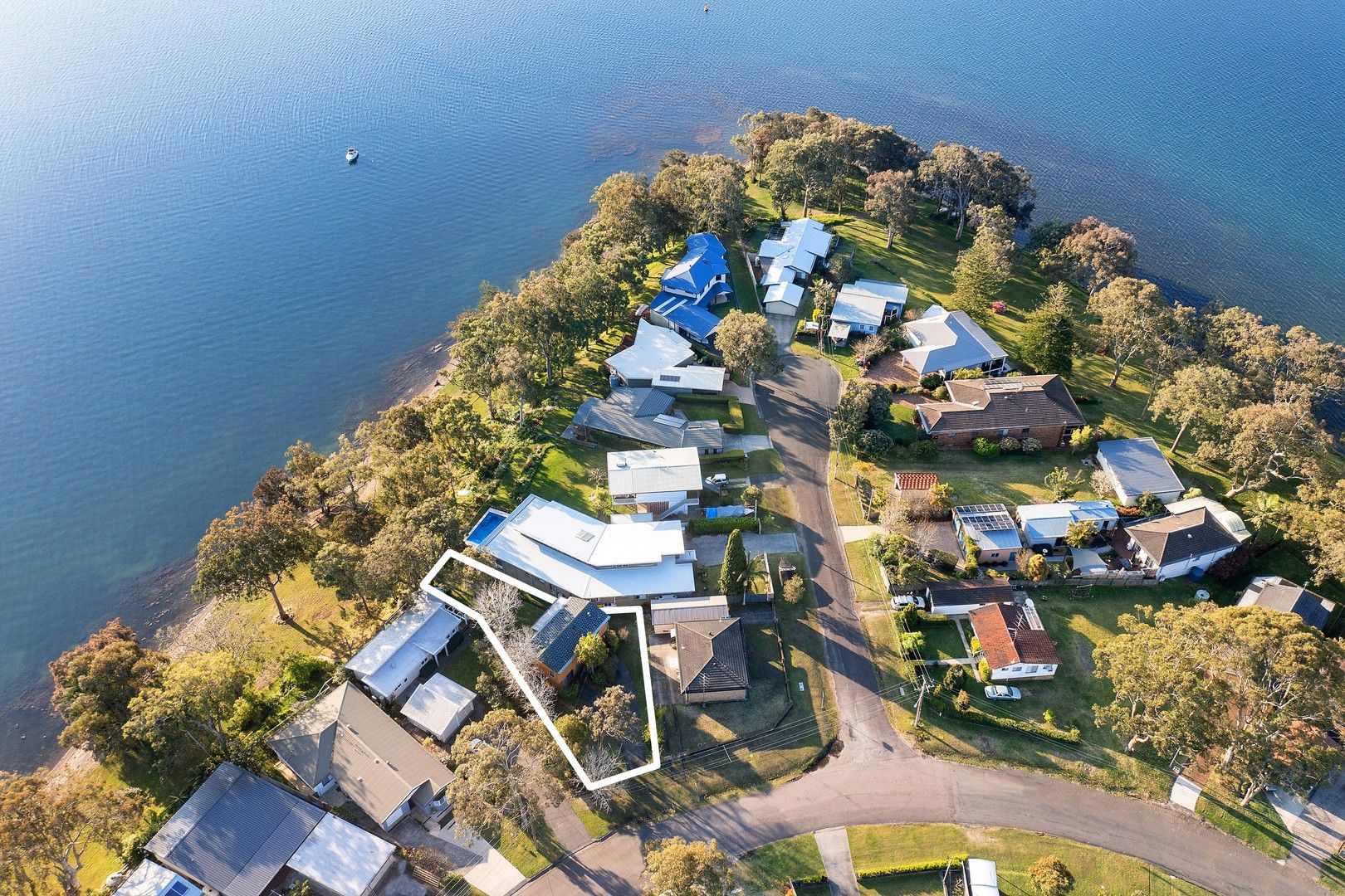 93 Kullaroo Road, Summerland Point NSW 2259 Domain