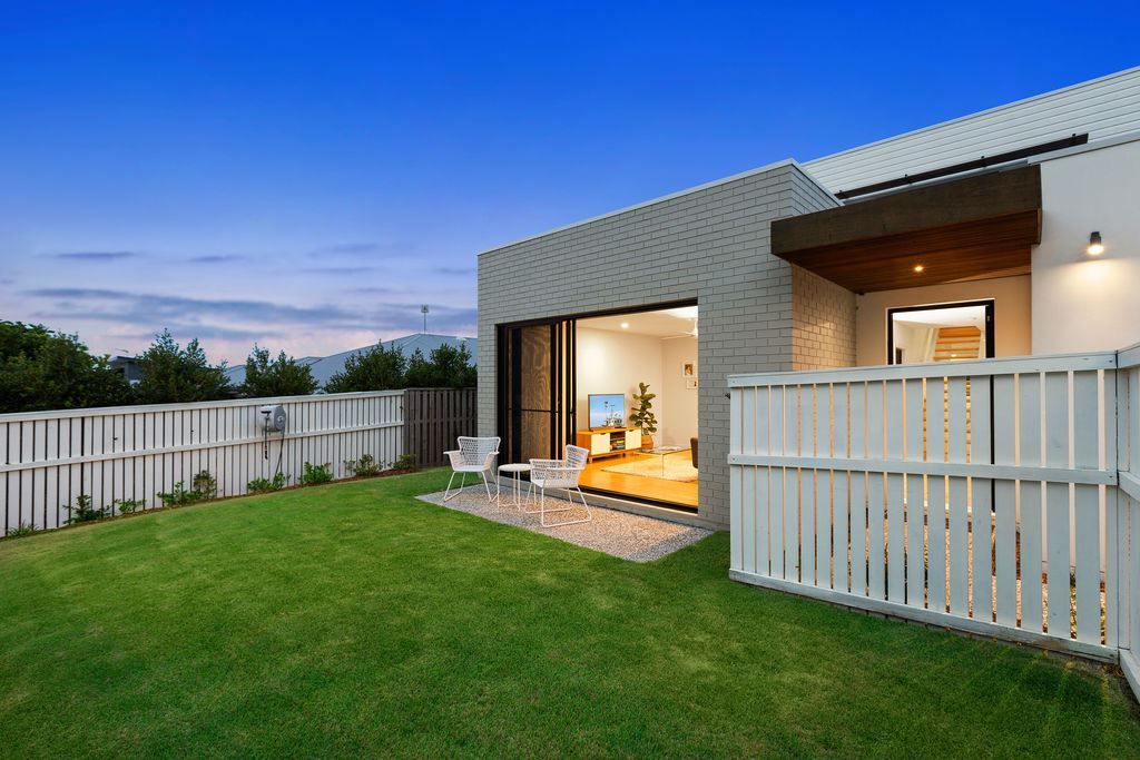 34 Panorama Drive, Reedy Creek Property History & Address Research