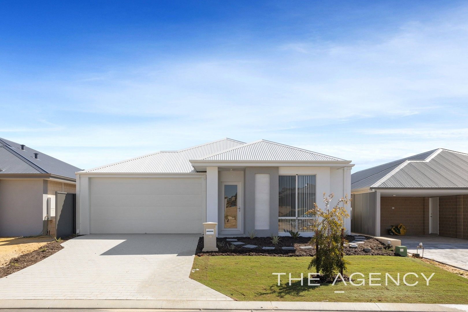 4 bedrooms House in 19 Bindarri Loop YANCHEP WA, 6035