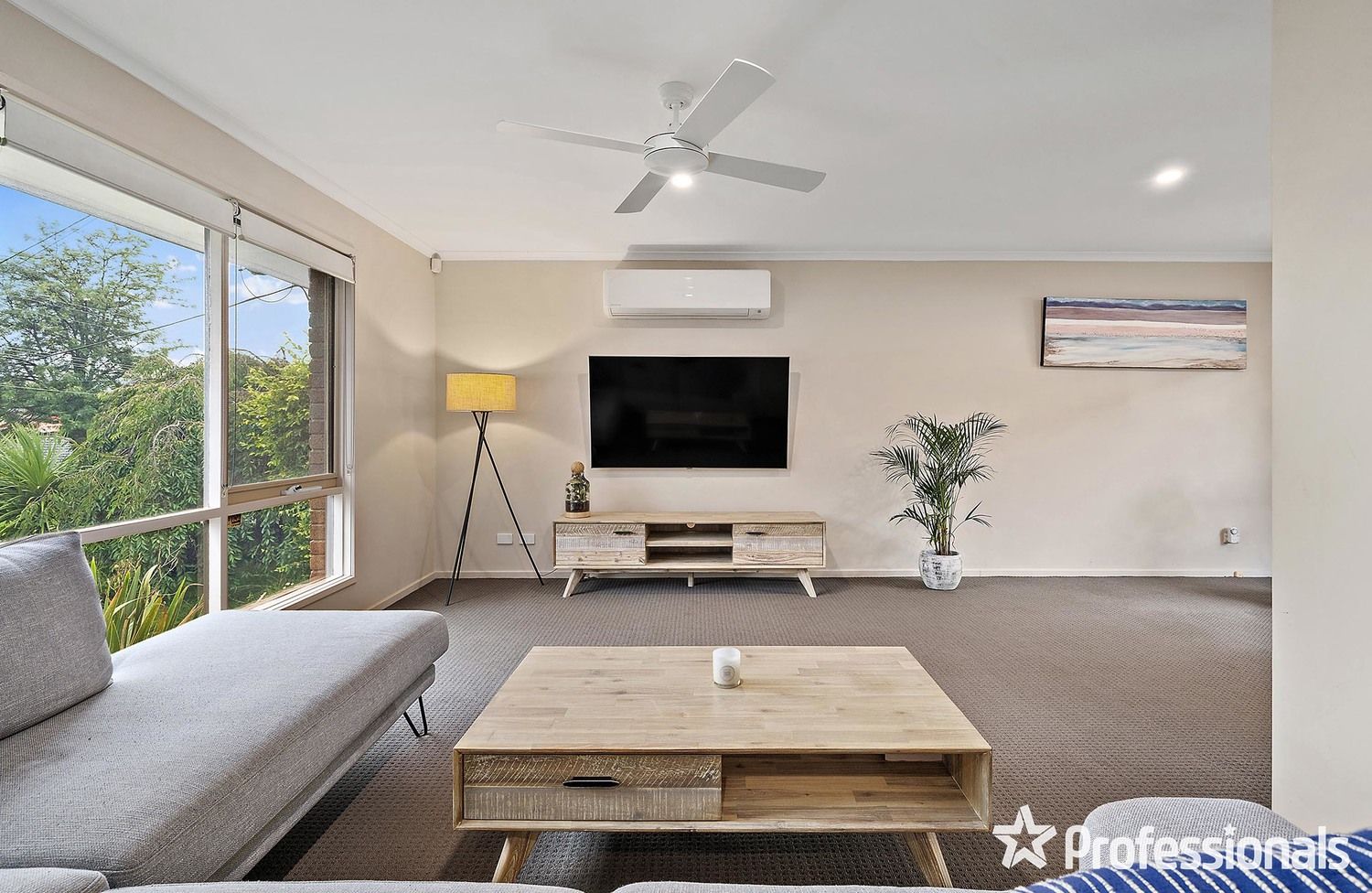 31 Meadowgate Drive, Chirnside Park VIC 3116 House For Rent Domain