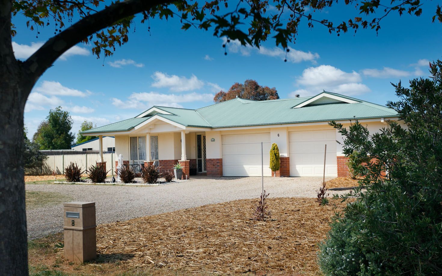 6 Ashby Drive, Bungendore Property History & Address Research Domain