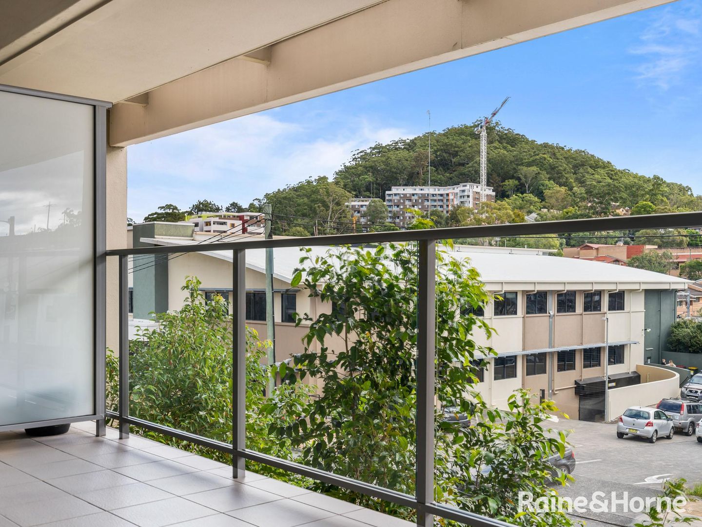 4/293-295 Mann Street, Gosford NSW 2250, Image 2