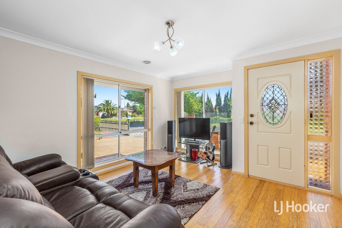 2/107 Seabrook Boulevard, Seabrook VIC 3028, Image 1