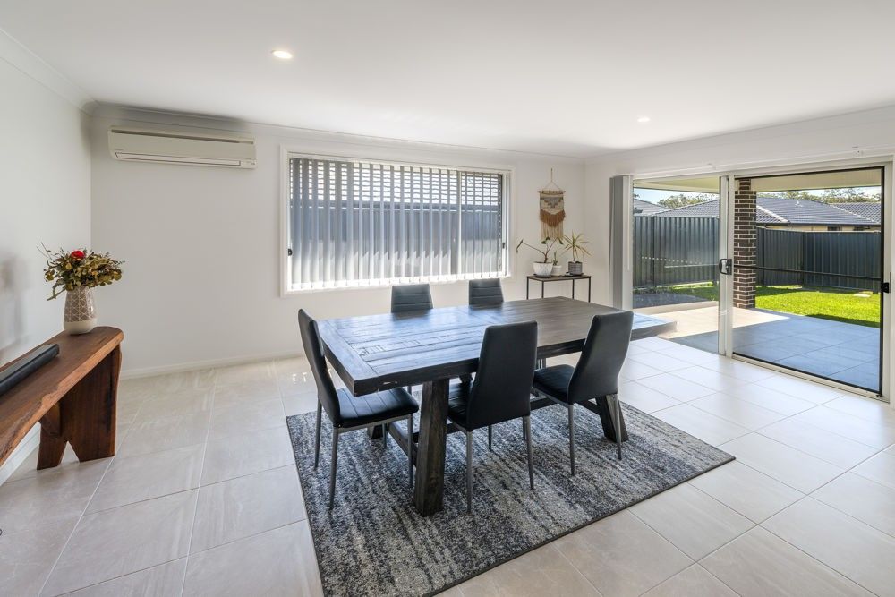 9 Sandcastle Drive, Sandy Beach NSW 2456, Image 2