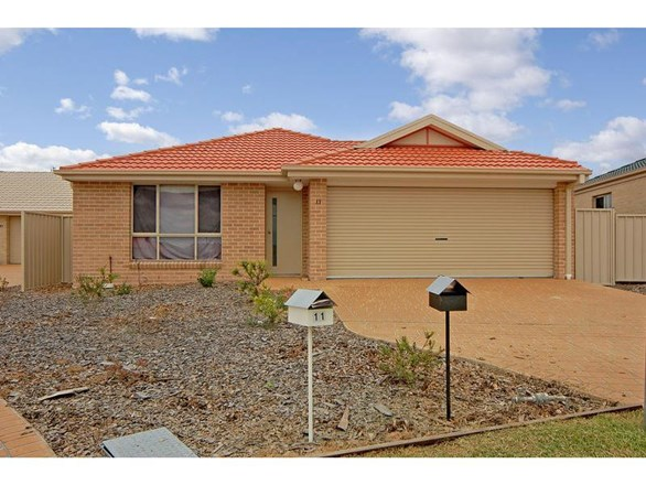 13 Neptune Place, Worrigee NSW 2540