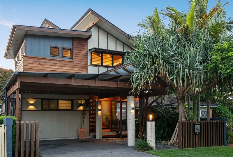 5 bedrooms House in 46 Bilyana Street BALMORAL QLD, 4171