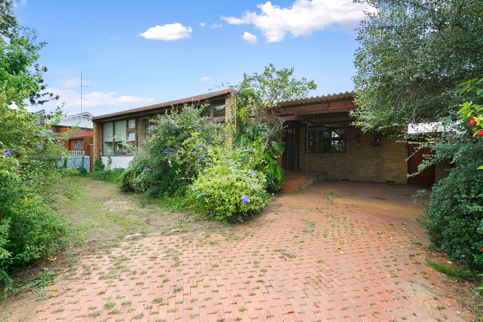 Sold 32 Albert Street Cabramatta Nsw 2166 On 19 Feb 2021 2016741956 Domain