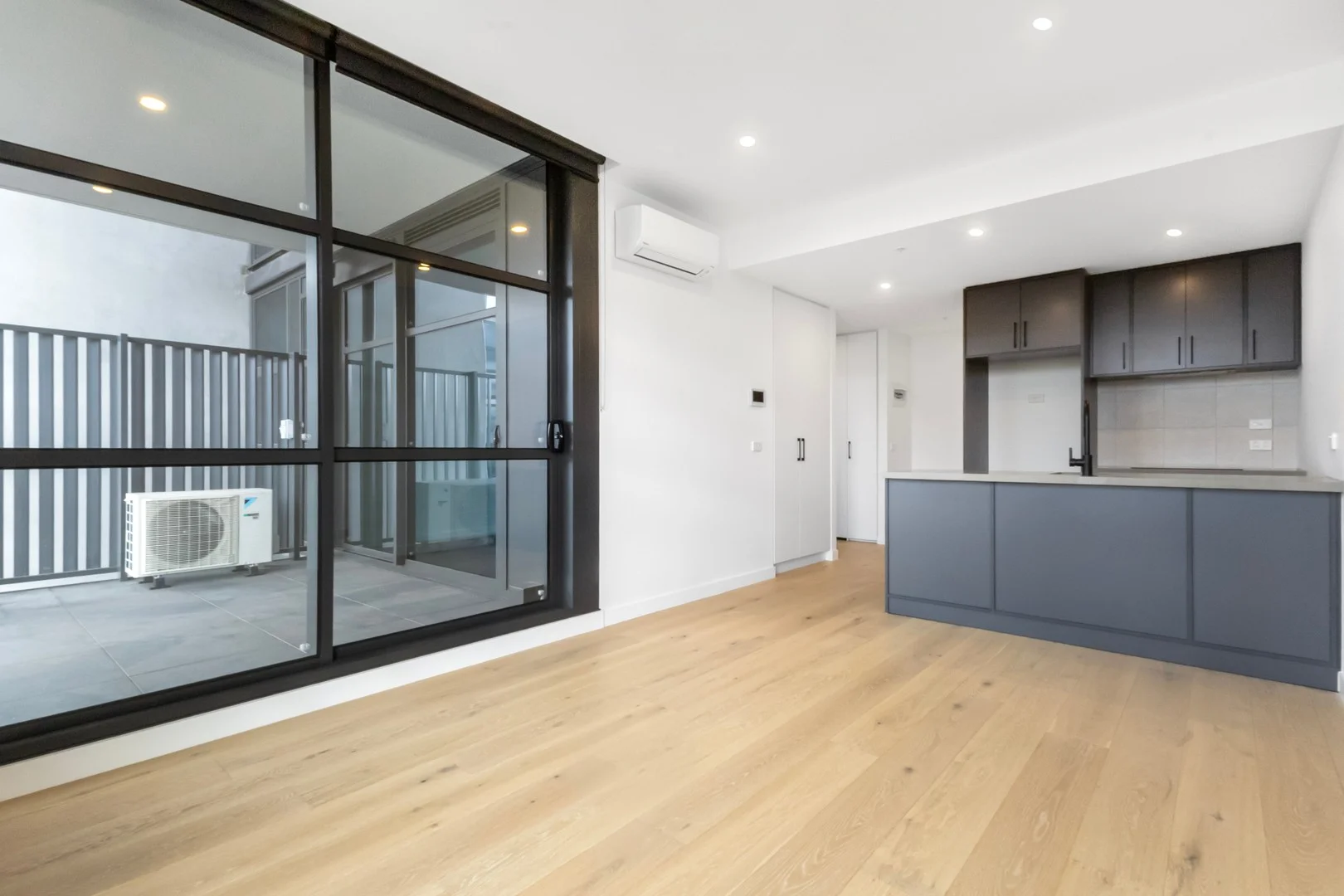 718/83 Sutton Street, North Melbourne VIC 3051