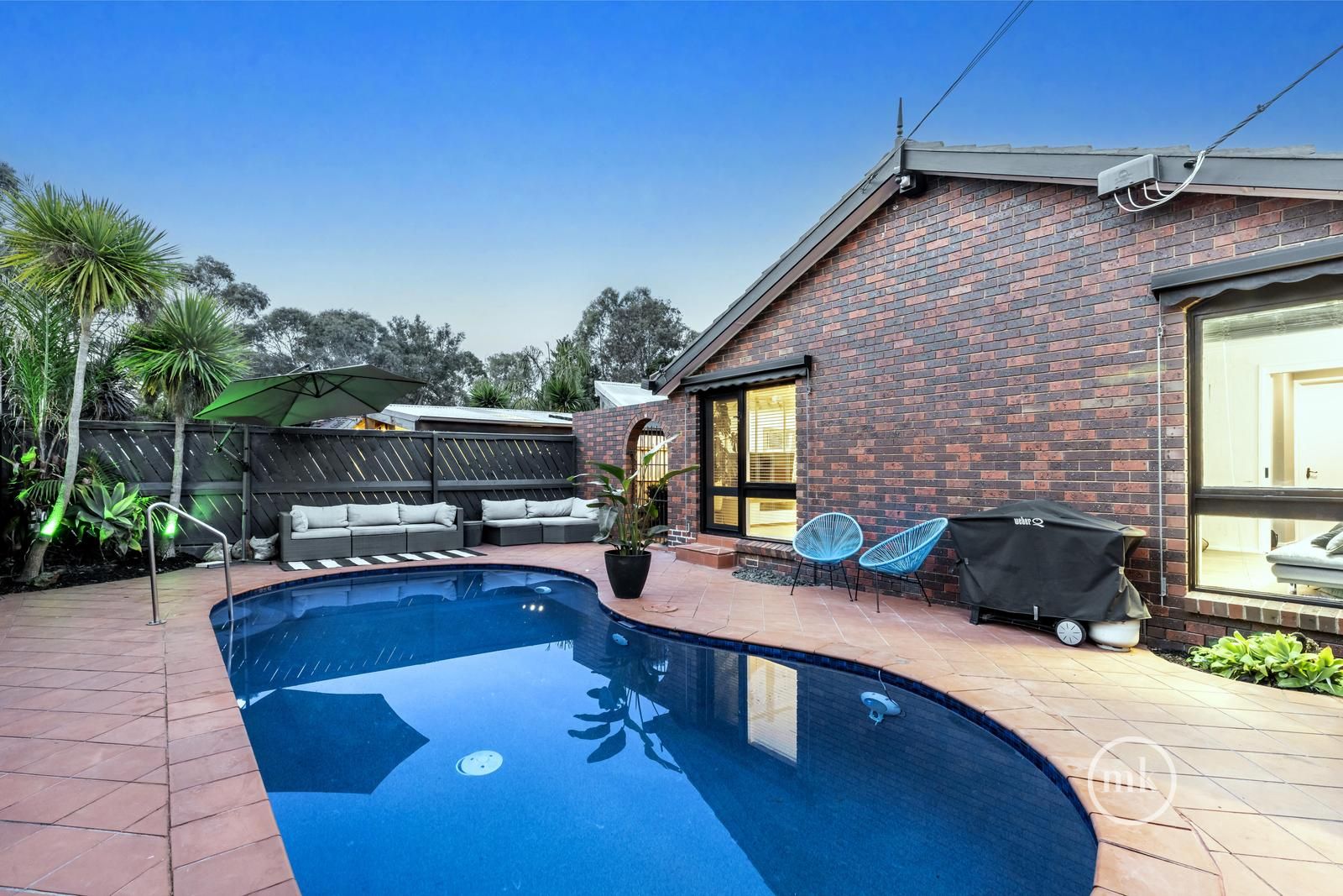 3 bedrooms House in 8 Murumba Street GREENSBOROUGH VIC, 3088