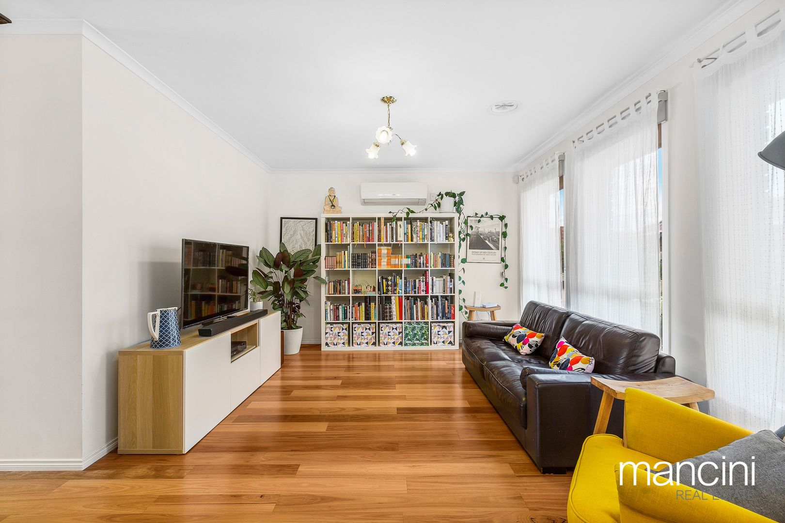 2/70 Rose Street, Altona VIC 3018, Image 2