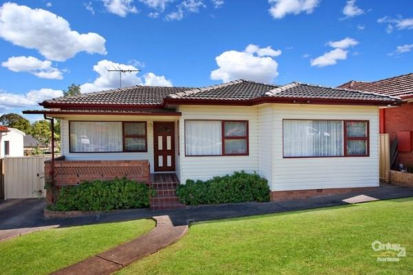 31 Hayes Road, Seven Hills NSW 2147